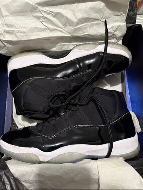 Air Jordan Retro 11 ‘Space Jam’